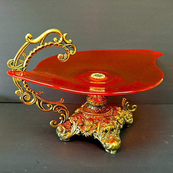 Mid Century orange glass centrepiece with cast metal Medusa faces base - Picture 15 of 15